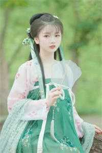 身为厨师，身上带把菜刀很合理吧