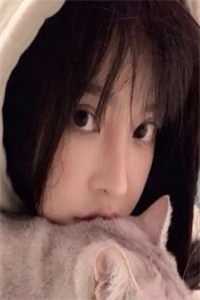 闪婚后，首富老公黏她上瘾