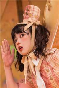 伏低做小？可她才是真嫡女啊！