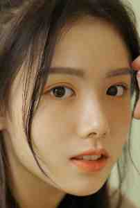 离婚后，疯批总裁服软了