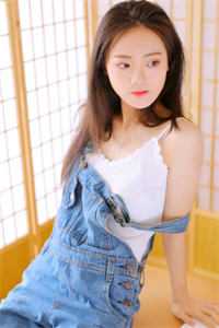 带空间穿年代：咸鱼少女开大了