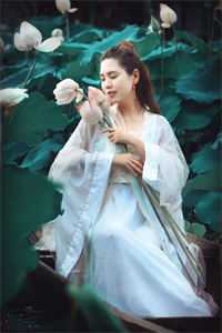 美女校花爱上我