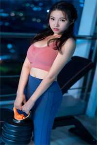 毕业后，禁欲学长追妻发疯