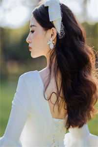 穿成美女后，我在娱乐圈大显身手