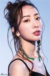 许慕白时容上恋综后，假千金闪婚千亿继承人_许慕白时容全集在线阅读