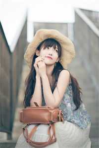 嫡母在上，逆子孽女都跪下