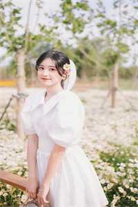 嫡母在上，逆子孽女都跪下