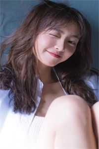清丽大美人的多子多福之路
