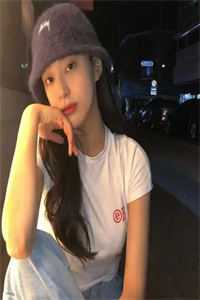 我开出租不拉客，只拉女鬼和模特