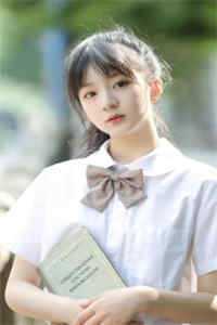合约婚姻？美人老公是个黏人精