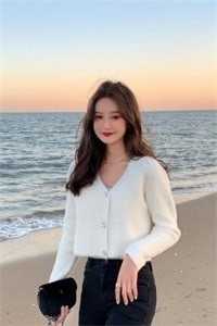 师妹别吹了，我都快无敌了