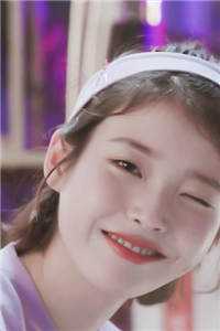 穿书后大佬她成了团宠