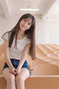 离婚后，疯批总裁服软了