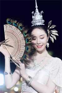 我只想靠努力东山再起，系统你为什么要来？