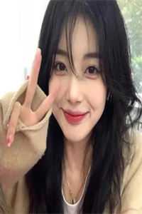 开局离婚，赚下亿万重追老婆