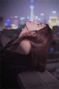 穿越后，医妃带崽掀了王府