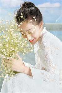 休夫后，满城贵子都想递婚书