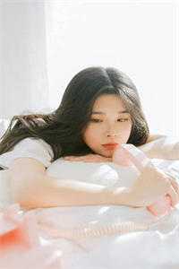 恶女穿七零，虐渣搞钱嫁兵哥哥