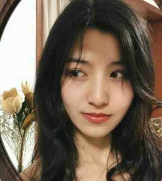 重生后怒甩渣夫，军婚甜如蜜