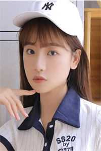 穿成胖妞后我嫁给了俊美兵哥