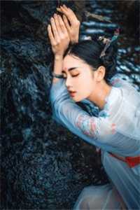 独霸三国