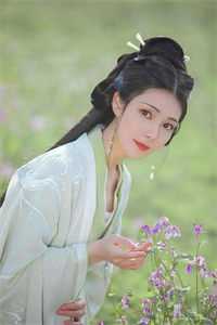 暗恋成真，我和女神先婚后爱