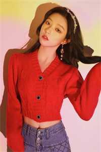 隐婚小妻一身反骨藏不住