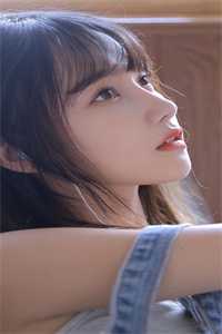 穿到白粥姐被收养前，这养女我来当畅读佳作