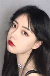 渣男友想吃绝户？我转身闪婚首富